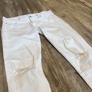 Banana Republic Women’s White Cropped and Frayed Jeans. Size 27 Long